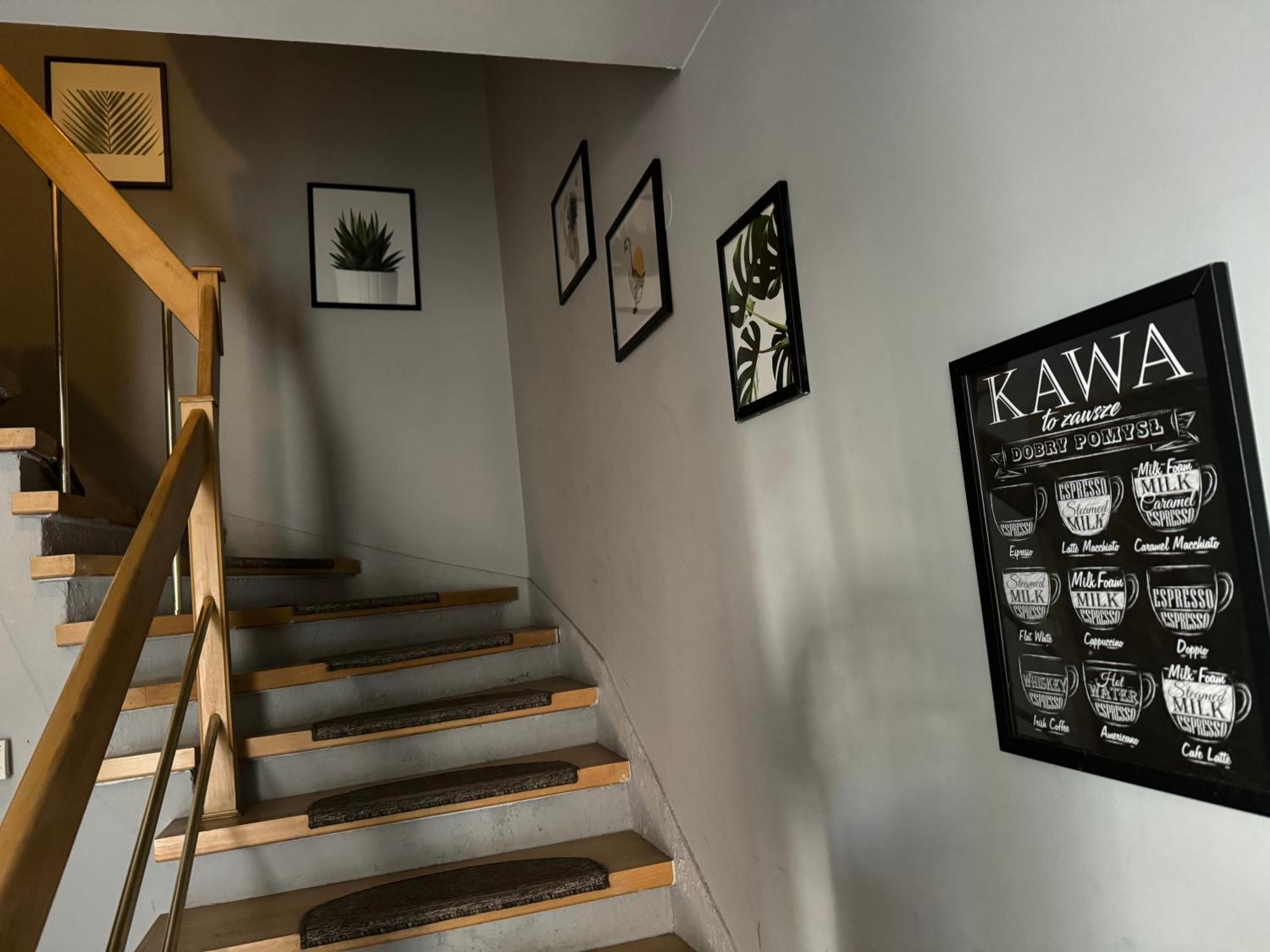 Wilanowska Hostel Warschau Buitenkant foto