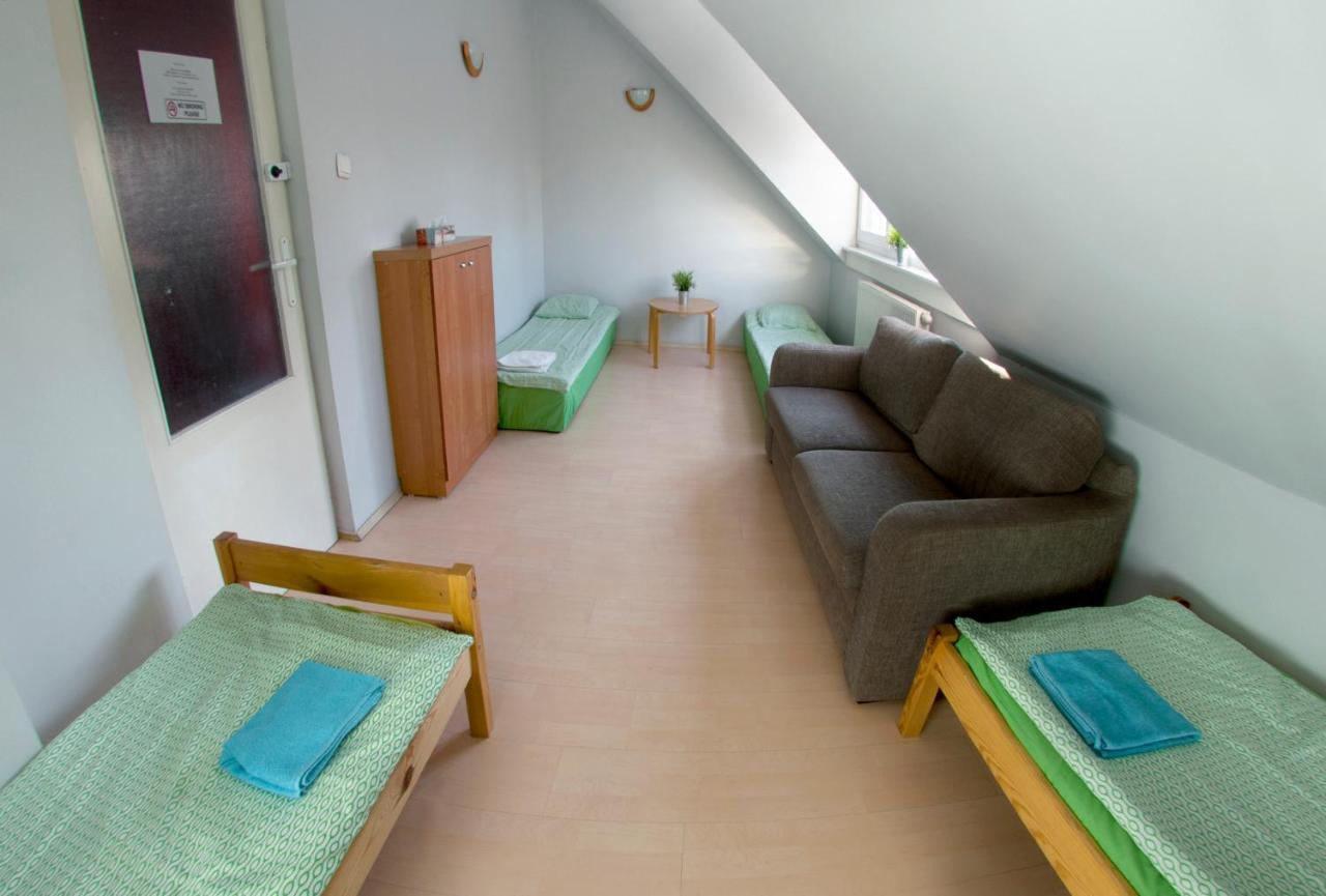 Wilanowska Hostel Warschau Buitenkant foto